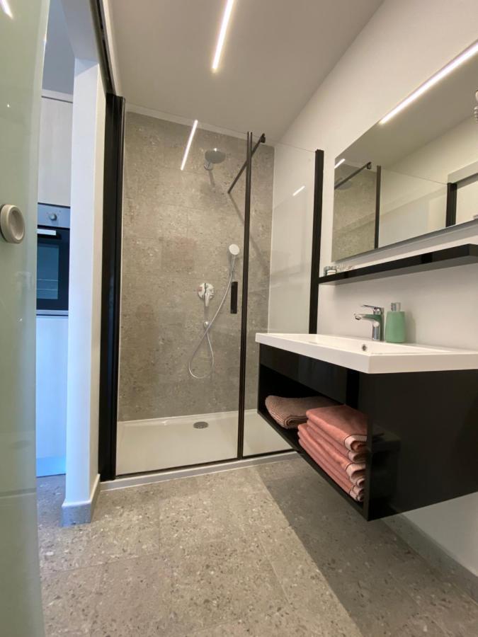 Apartmani Kumenat Biograd Na Moru Exterior foto